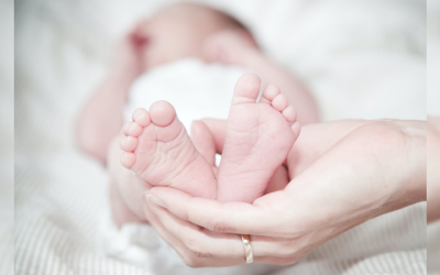 Estimativas precoces dos efeitos indiretos da pandemia de COVID-19 na mortalidade materna e infantil