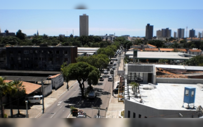 Fortaleza cria galpões para pessoas em situação de rua realizarem higiene pessoal durante pandemia