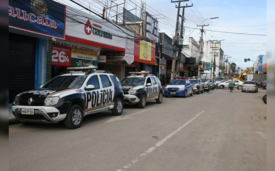 Caucaia reforça fiscalização e fecha 30 lojas durante lockdown
