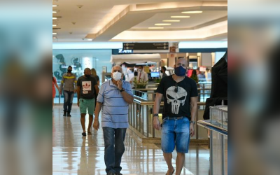 Dois em cada três casos de covid já ocorrem fora das capitais dos estados