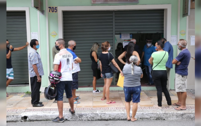 Números de Covid-19 em Fortaleza estão ‘melhorando’ e ‘preocupação’ é com o Cariri