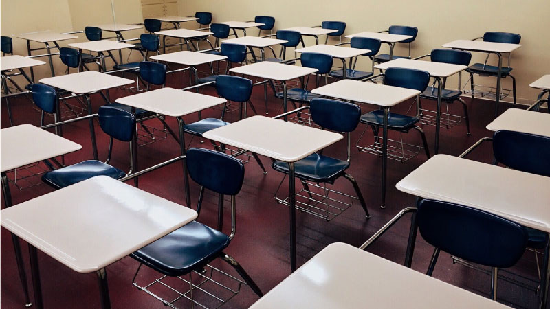 Educação brasileira, mais desistências nas escolas e perda de R$ 4 bilhões no orçamento