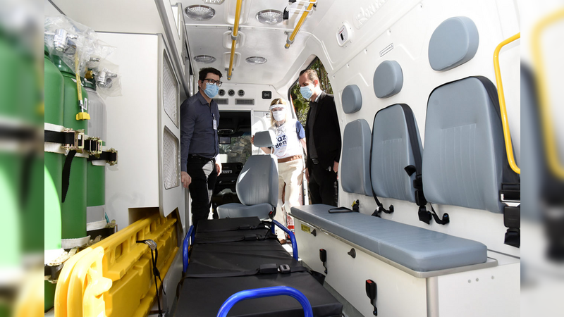 HC de Ribeirão Preto recebe doação de ambulância para reforçar combate à Covid-19