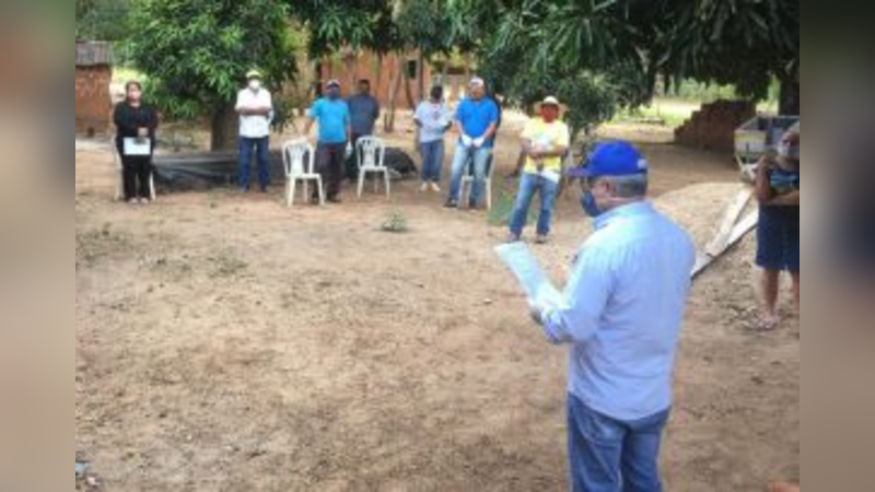 Indígenas Terenas da região de Aquidauana recebem álcool, alimentos e produtos