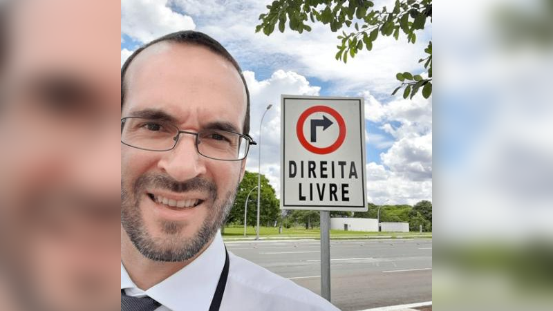 Arthur Weintraub insinua fraude sobre mortes com dado desatualizado
