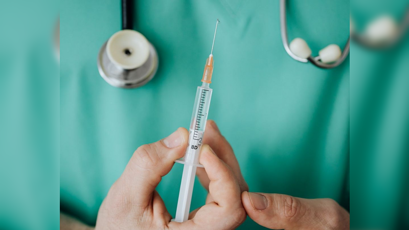 Movimento antivacina processa Facebook por causa de fact-checking