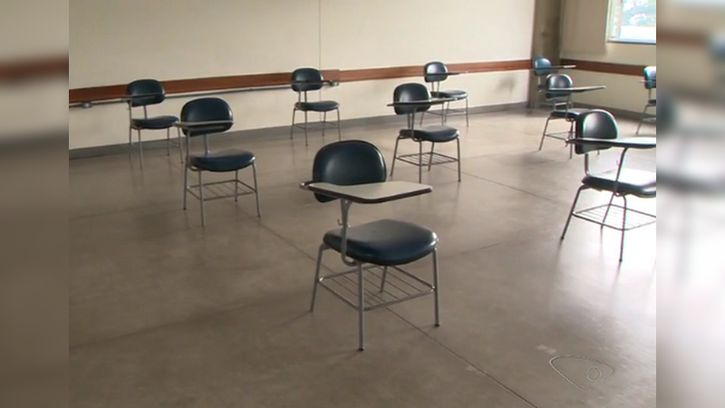 Universidades estão autorizadas a voltar com aulas presenciais no ES