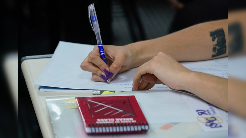 Volta às aulas presenciais da rede estadual de SC em 2020 será para reforço escolar, segundo governo