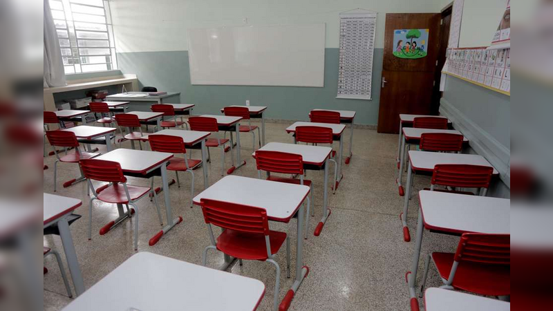8 em cada 10 cidades não veem condição para reabrir escolas