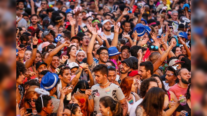 Governo do DF vai cancelar festas públicas de réveillon e carnaval de 2021 por conta da pandemia