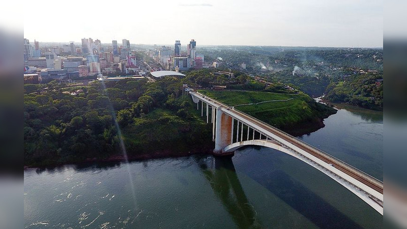 Governador de Alto Paraná se diz isolado sobre processo de reabertura da Ponte da Amizade