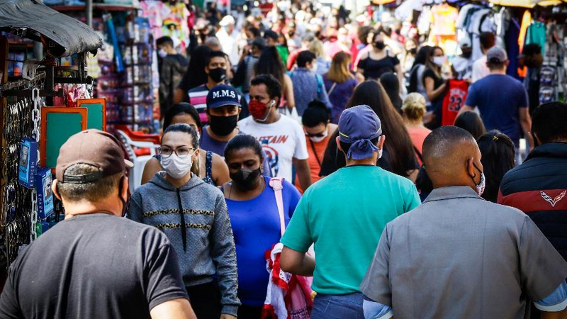Pesquisadores apontam que Brasil não superou primeira onda